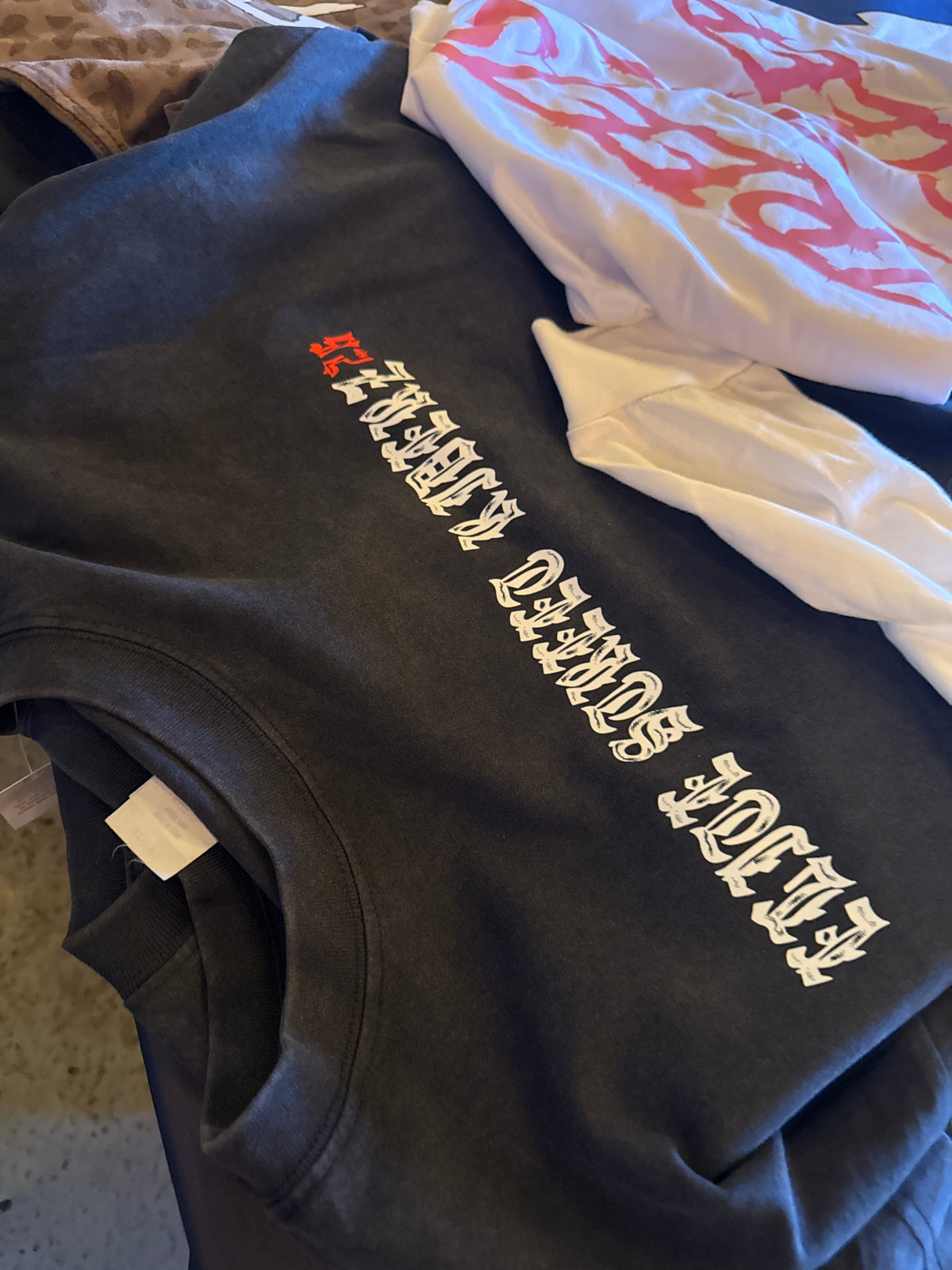 Limited ESR B&W Long Sleeve